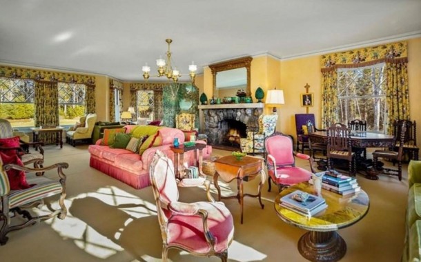 Aktyor 8 milyonluq malikanəni satışa çıxardı - FOTOLAR